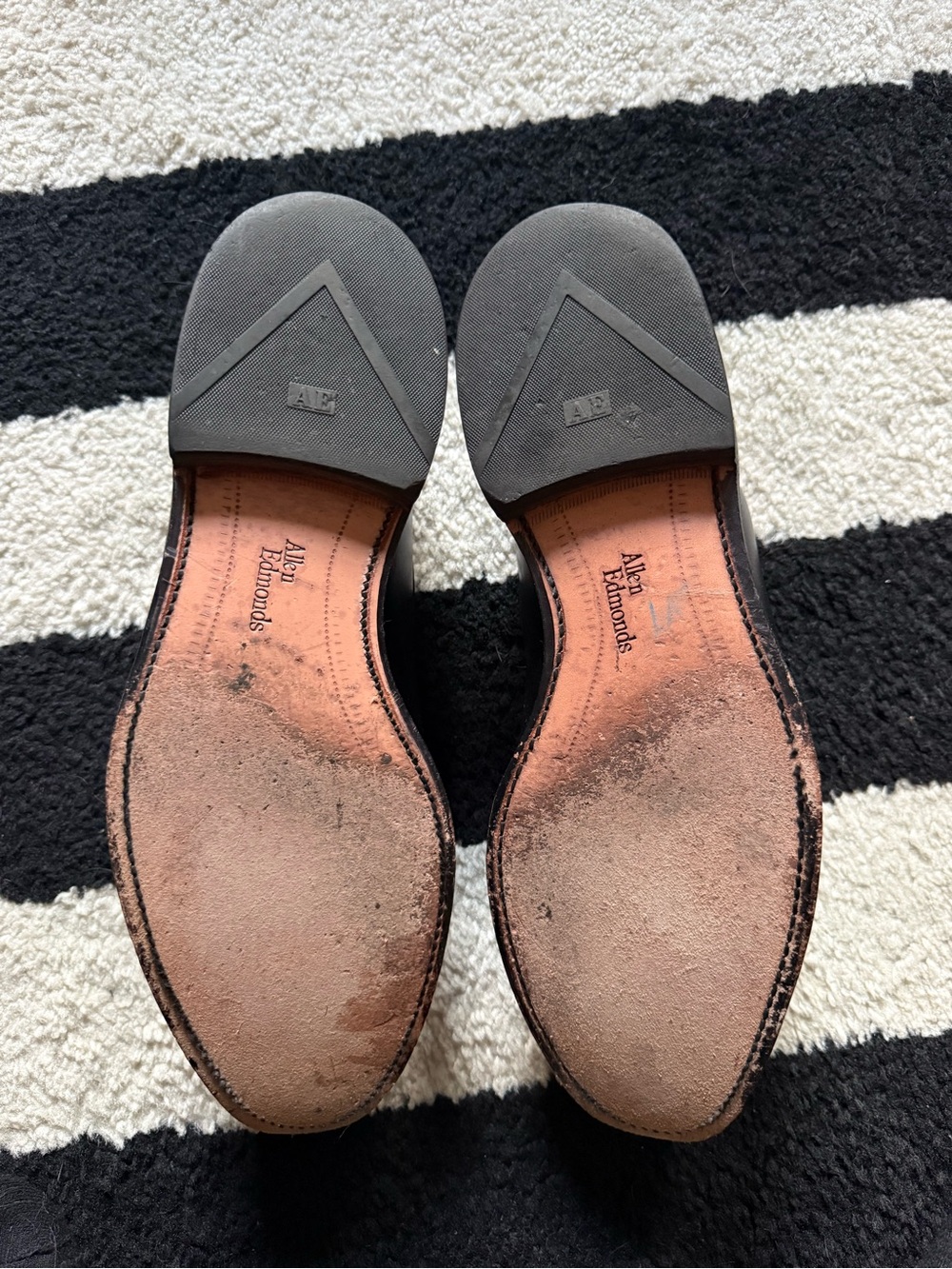 Allen Edmonds Grayson Leather Tassel Loafer - Size 10.5 - Picture 2 of 6